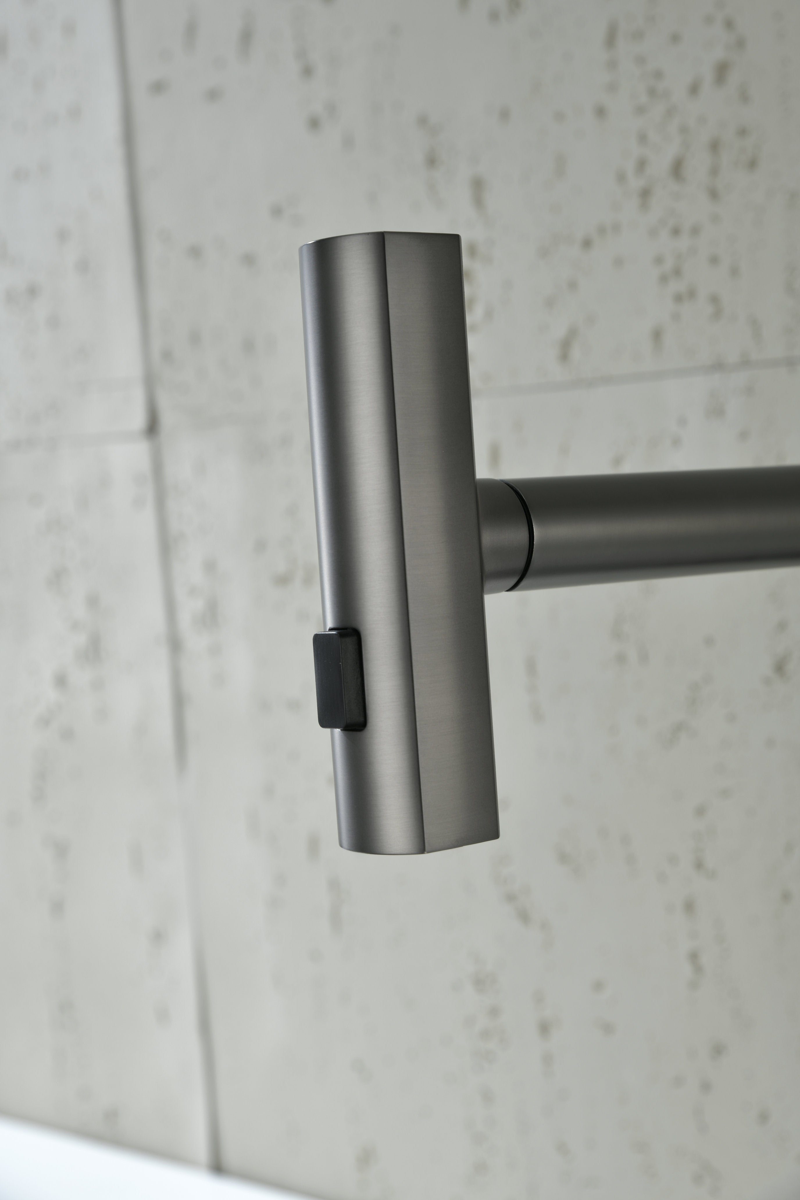 Novo HTC Kitchen Mixer Tap Multi Spray GUN METAL