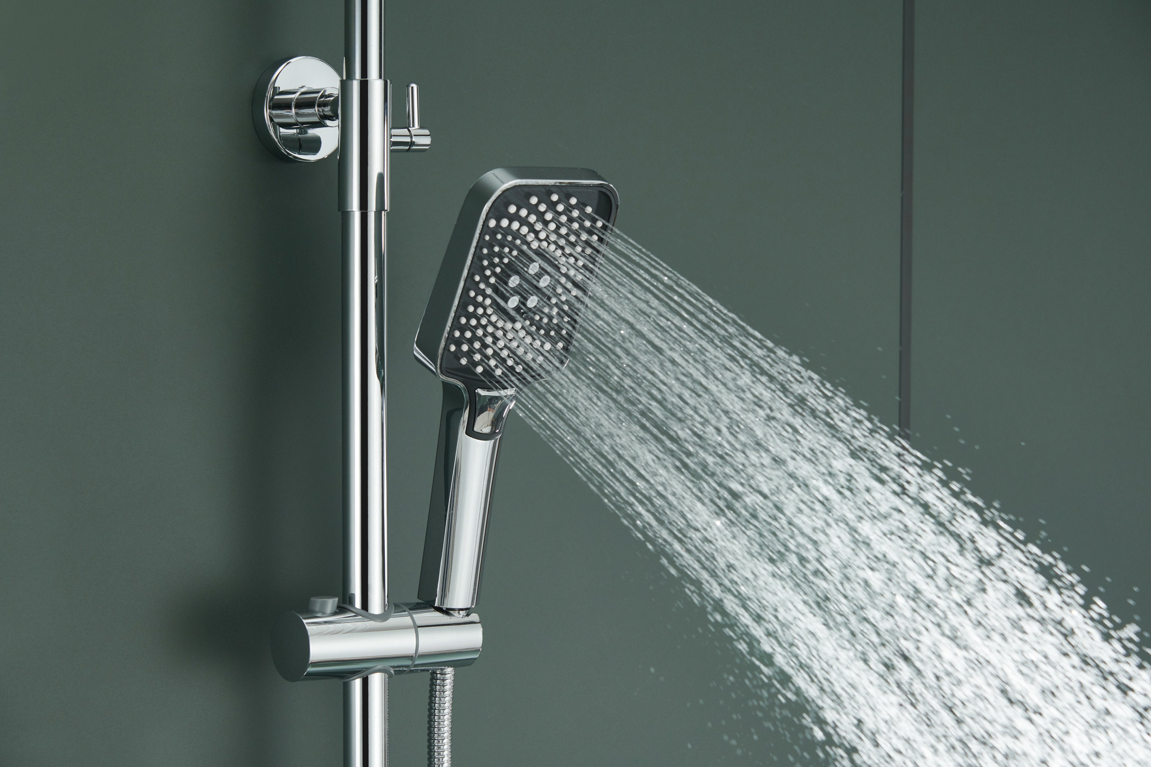 Novo Dynamic Thermostatic Chrome Modern Mixer Shower System 4-Function Solid Brass