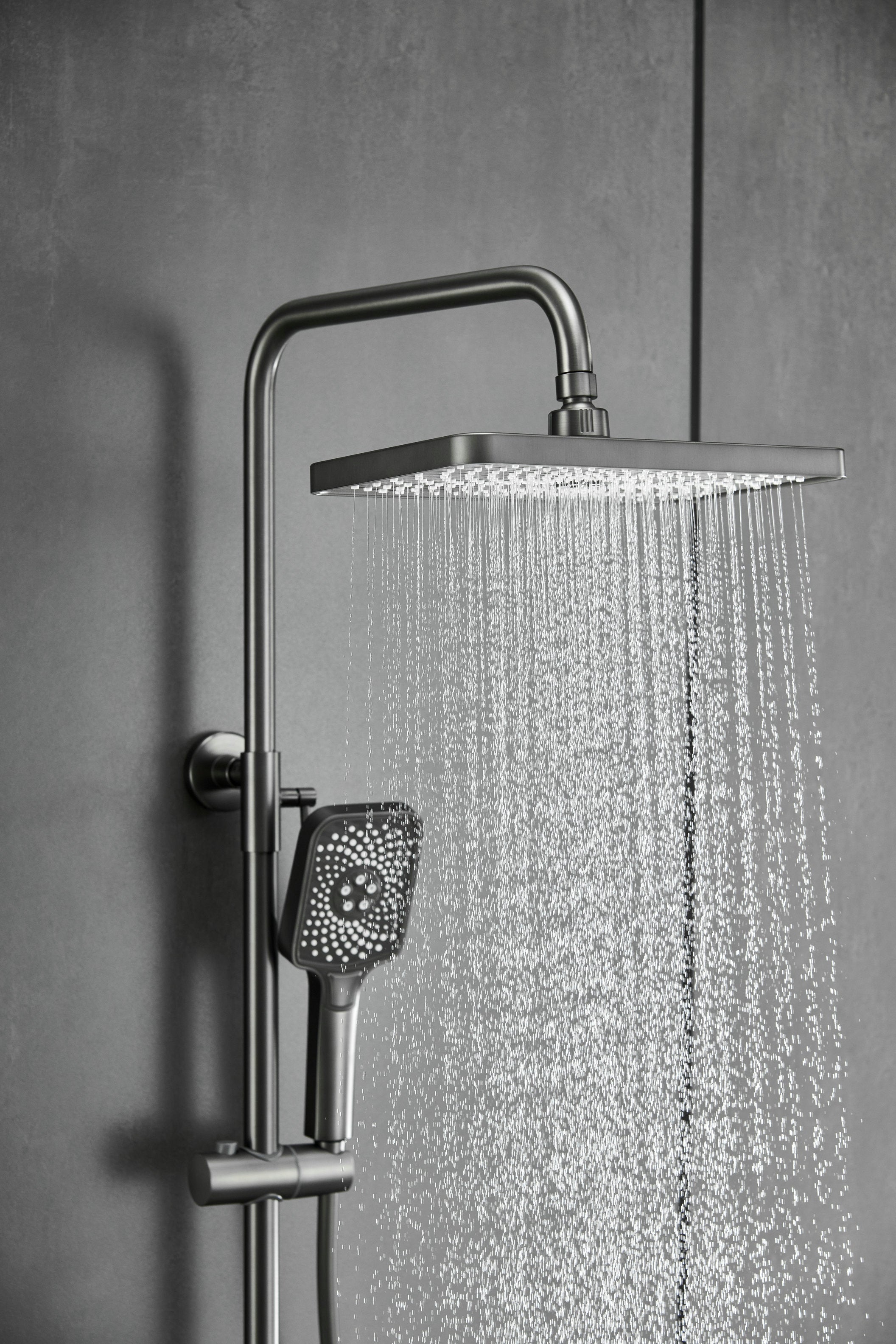 Novo Dynamic Thermostatic Brushed Gunmetal Modern Mixer Shower System 4-Function Solid Brass