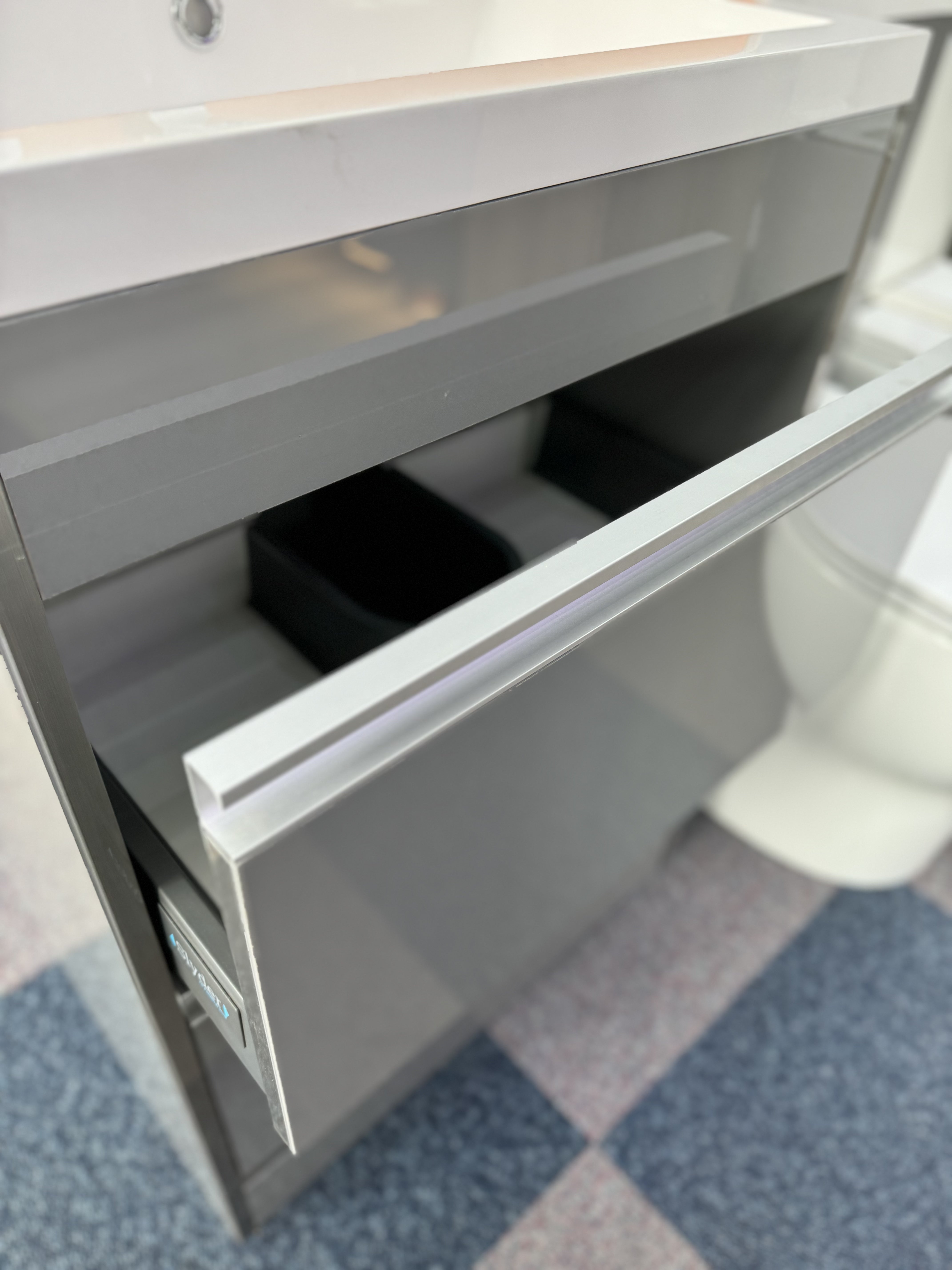 Novo 1100 Smoke Grey Furniture & BTW WC Pack
