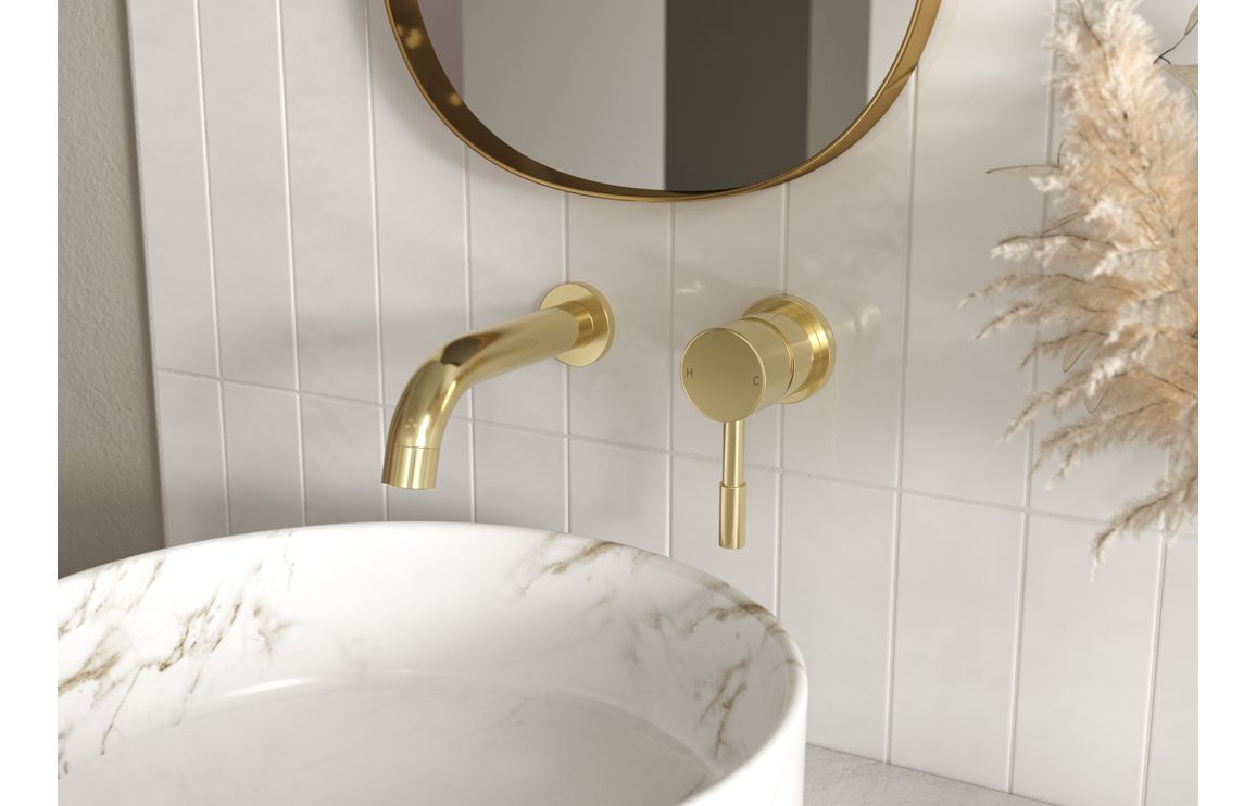 Pescara Bath/Shower Mixer & Bracket - Brushed Brass