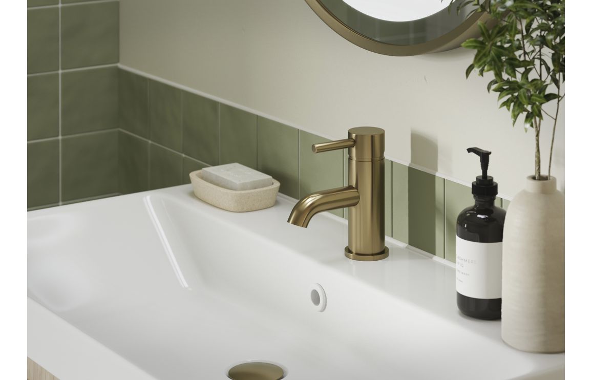 Pescara Bath/Shower Mixer & Bracket - Brushed Bronze