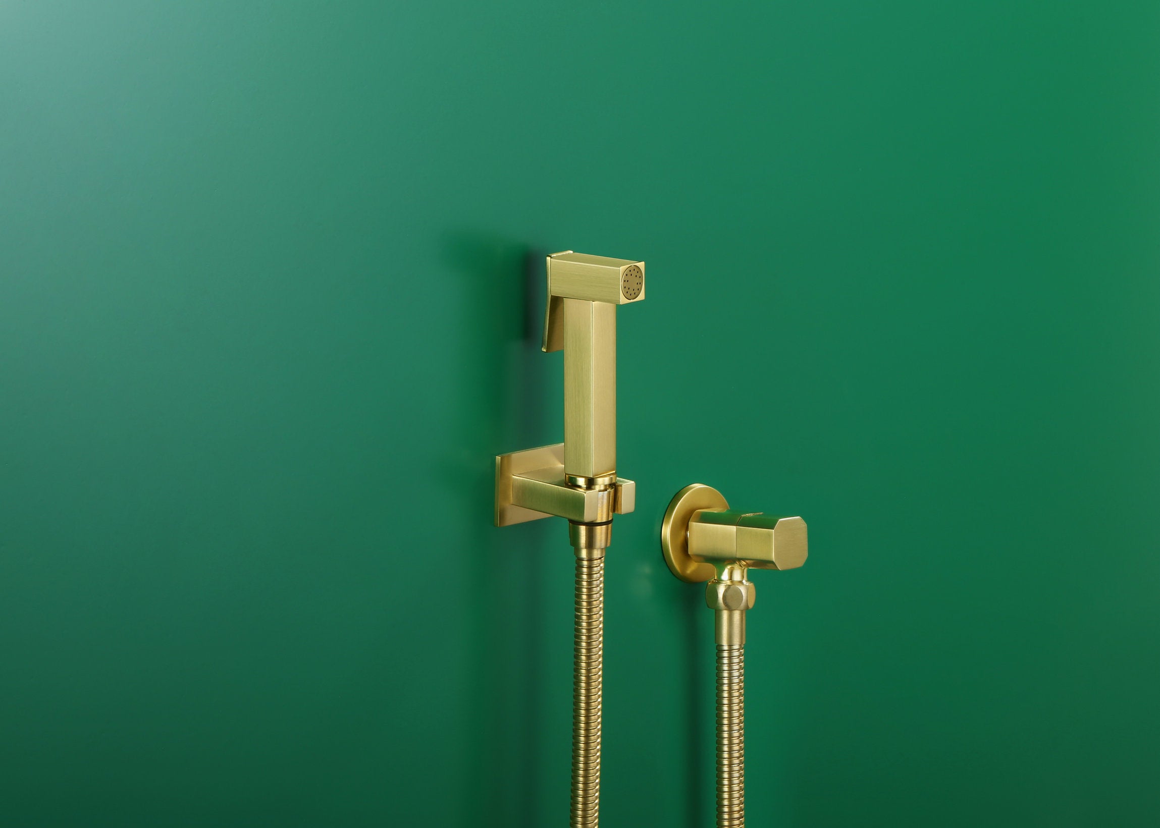 Novo Single Feed Bidet Spray Mixer Brushed Brass
