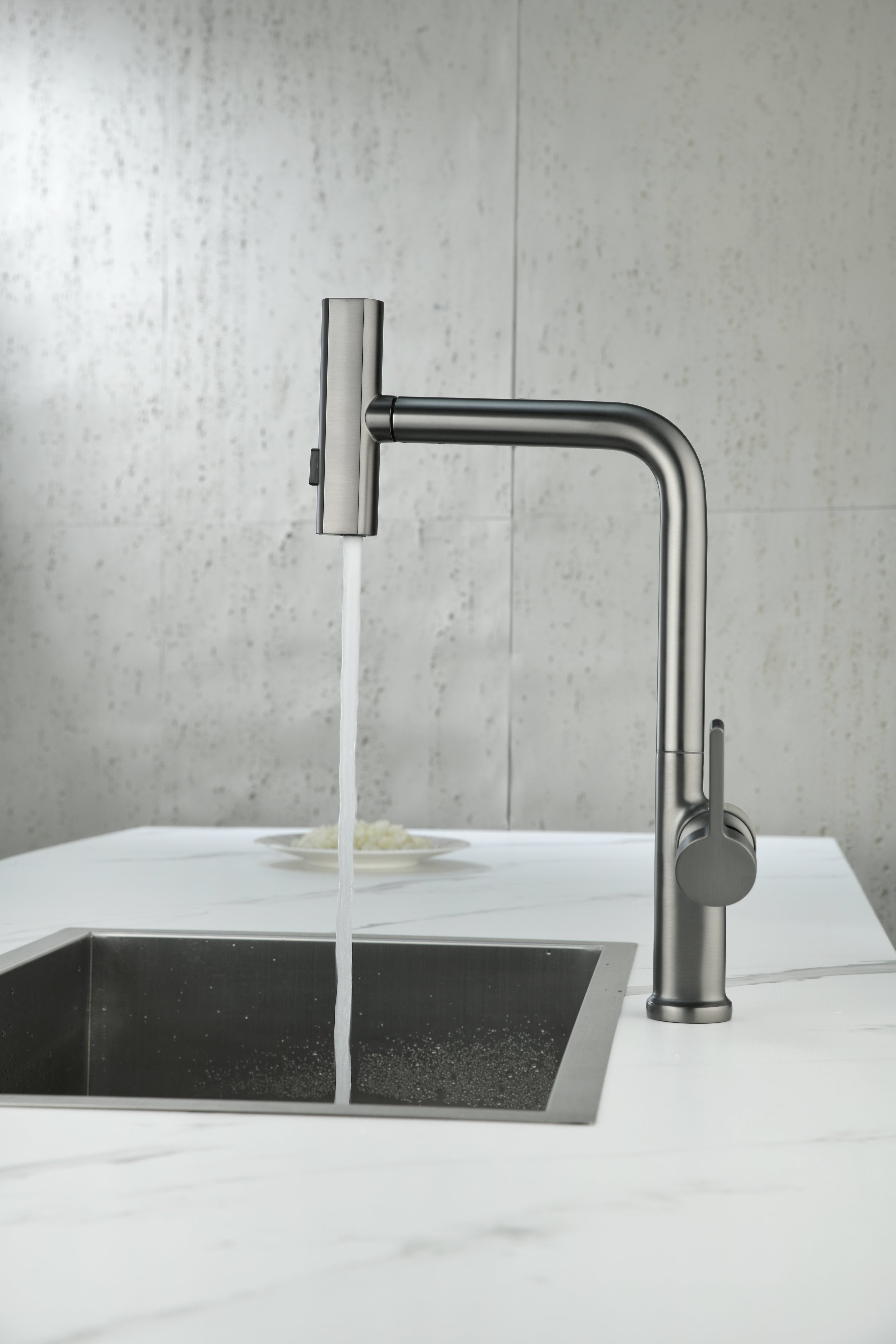 Novo HTC Kitchen Mixer Tap Multi Spray GUN METAL