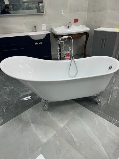 Novo Marino Traditional  freestanding Designer Bath with Chrome Legs
