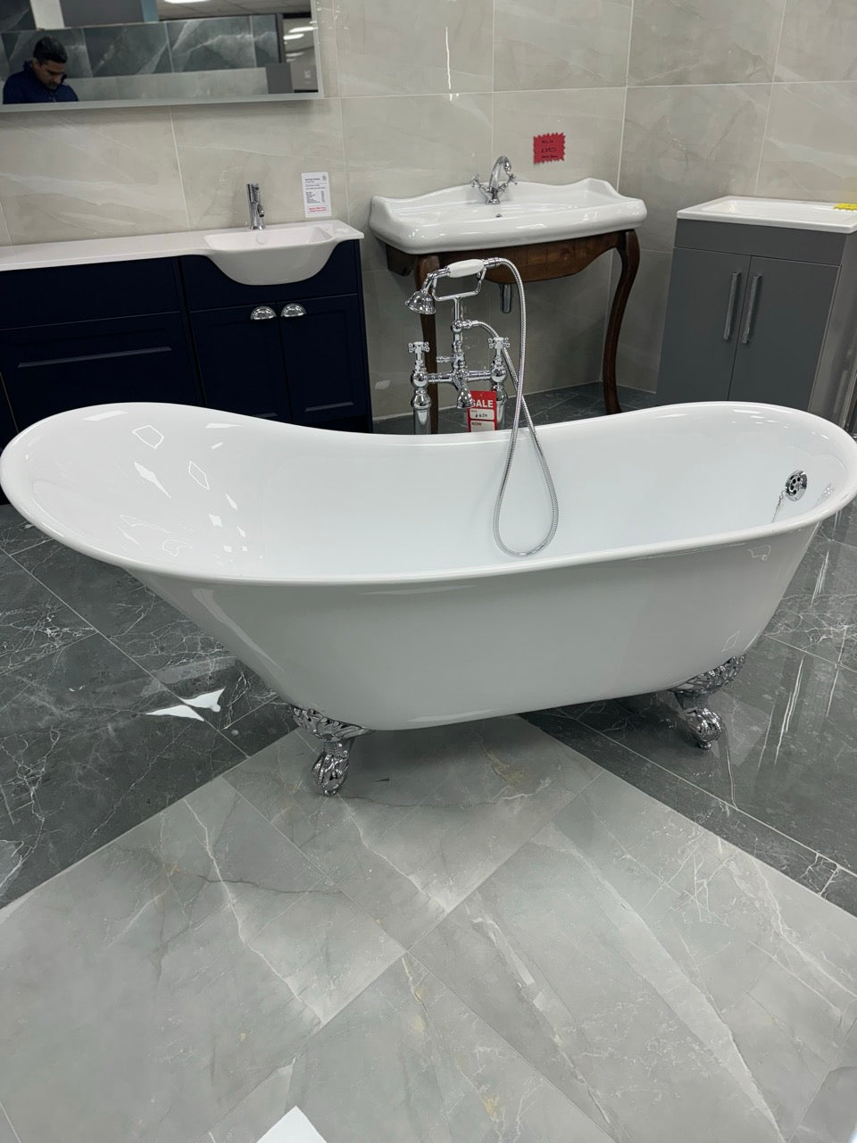 Novo Marino Traditional  freestanding Designer Bath with Chrome Legs
