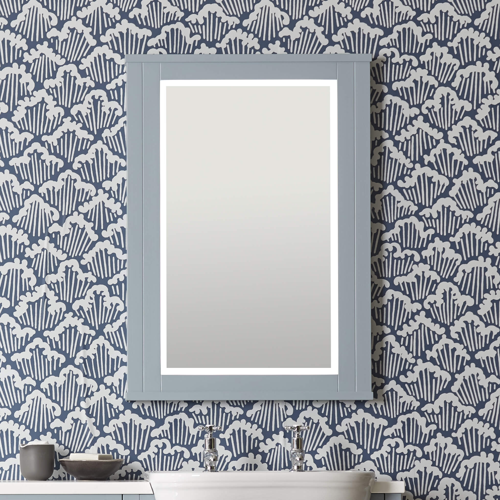 Tavistock Lansdown 564mm Framed Illuminated Mirror