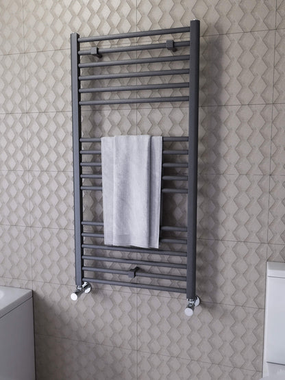 Novo 600mm Wide Straight Ladder Radiator
