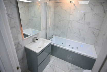 Novo 1185-60 600mm 2-Draw Floor-standing Bathroom unit with Ceramic Basin