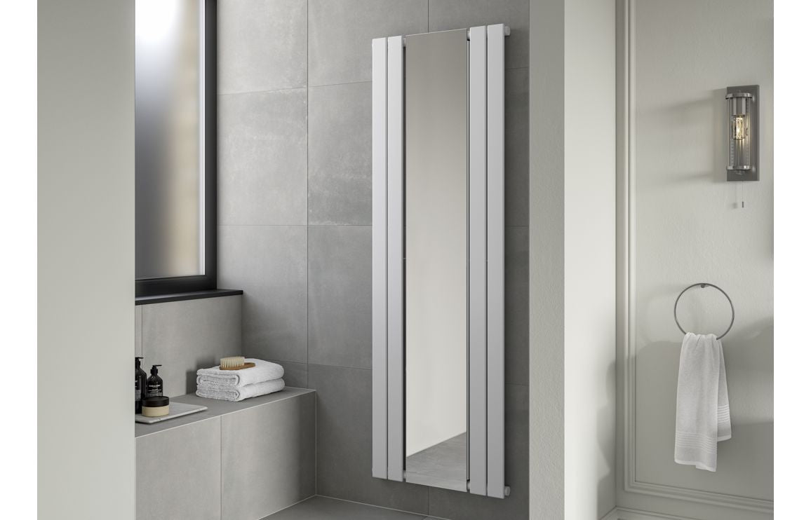 Portra Radiator (605x1800x45mm) - White